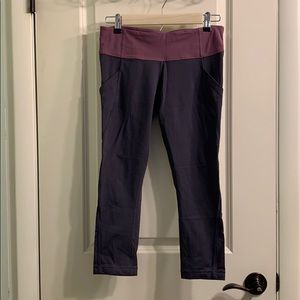 Lululemon running crops gray/mauve sz 8 w pockets